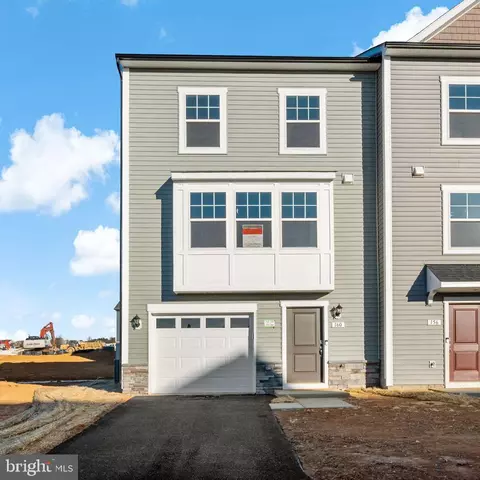 160 Armistead Pl, Charles Town, WV 25414