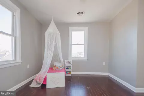 Bedroom - 203 S George St, Ranson, WV 25438 photo 1 of 1
