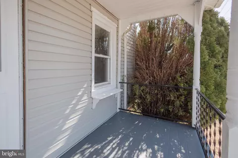 Exterior - 203 S George St, Ranson, WV 25438 photo 4 of 6