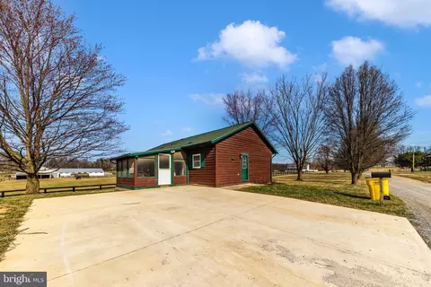 Exterior - 54 Stony Ln, Ranson, WV 25438 photo 9 of 11