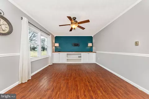 Living - 54 Stony Ln, Ranson, WV 25438 photo 1 of 2