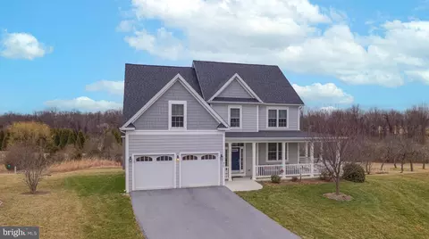 71 Rolling Green Ct, Shepherdstown, WV 25443
