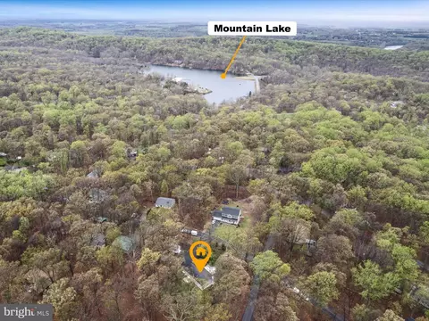 282 Rolling Ln, Harpers Ferry, WV 25425