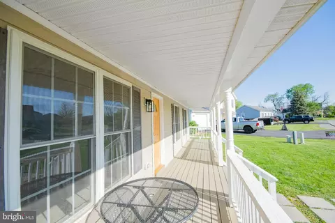 Exterior - 40 Stiles Way, Ranson, WV 25438 photo 3 of 5