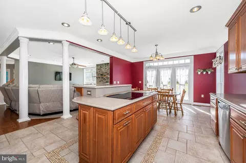 349 Keith Dr, Summit Point, WV 25446 photo 12