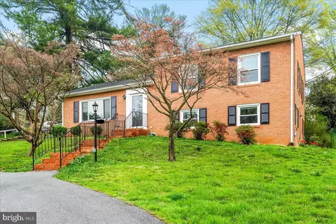 807 Morison St, Charles Town, WV 25414