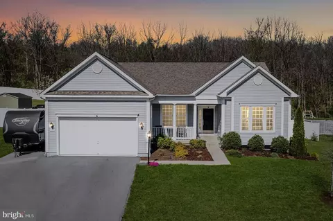 155 Chickamauga Dr, Harpers Ferry, WV 25425