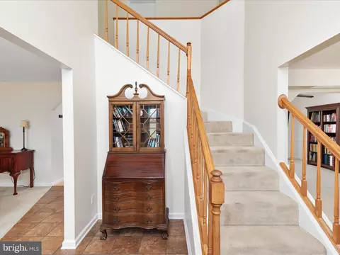 768 Pheasant Hill Rd, Summit Point, WV 25446 photo 4
