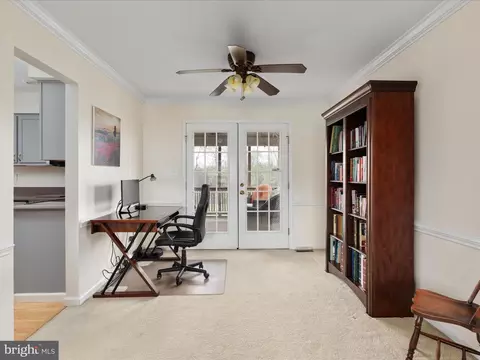 768 Pheasant Hill Rd, Summit Point, WV 25446 photo 8