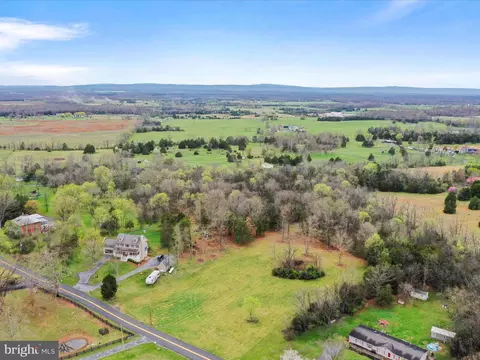 Summit Point Road, Summit Point, WV 25446