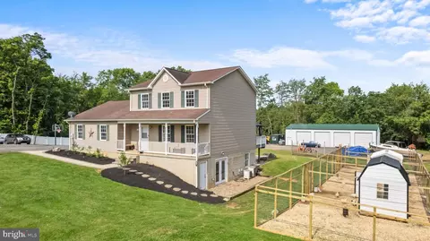 927 Persimmon Ln, Shepherdstown, WV 25443