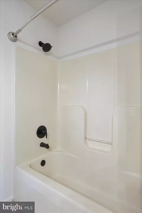 Bath - 211 E 11th Ave, Ranson, WV 25438 photo 2 of 2