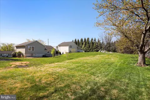 Exterior - 211 E 11th Ave, Ranson, WV 25438 photo 6 of 16