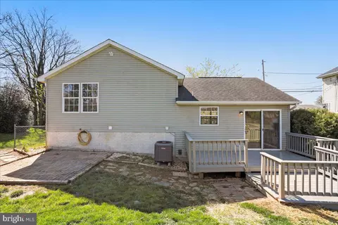 Exterior - 211 E 11th Ave, Ranson, WV 25438 photo 5 of 16
