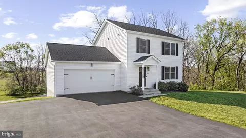 6064 Charles Town Rd, Kearneysville, WV 25430