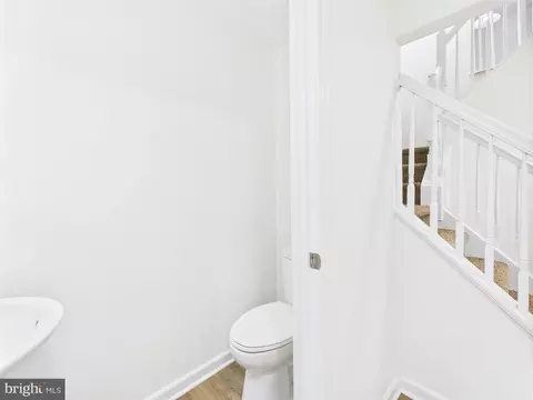 Entry Way - 1233 Mare St, Ranson, WV 25438 photo 4 of 8