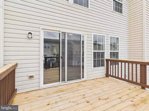 Exterior - 1233 Mare St, Ranson, WV 25438 photo 2 of 3