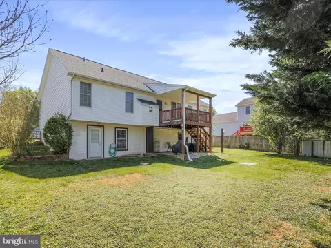 Exterior - 31 Trix Ct, Ranson, WV 25438 photo 9 of 10