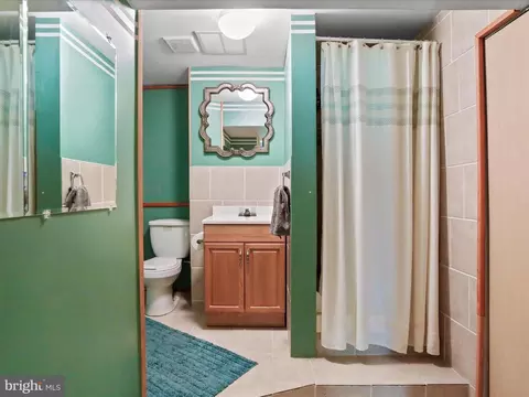 Bath - 31 Trix Ct, Ranson, WV 25438 photo 5 of 5