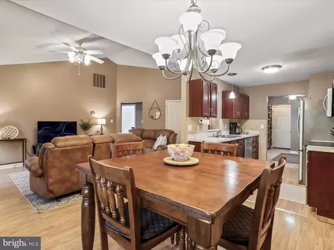 Dining - 31 Trix Ct, Ranson, WV 25438 photo 3 of 3