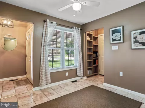 Entry Way - 31 Trix Ct, Ranson, WV 25438 photo 2 of 2