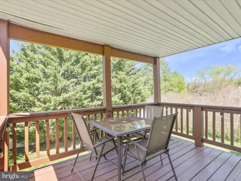 Exterior - 31 Trix Ct, Ranson, WV 25438 photo 5 of 10