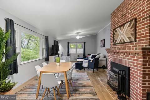 14 Wild Cherry Tree Ln, Harpers Ferry, WV 25425