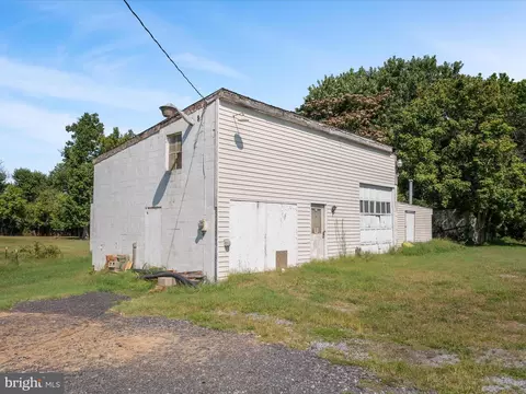 306 W 6th Ave, Ranson, WV 25438 photo 37