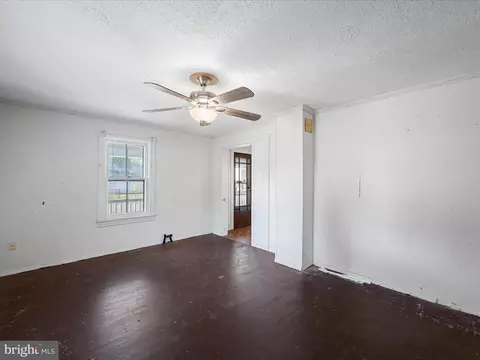 306 W 6th Ave, Ranson, WV 25438 photo 11