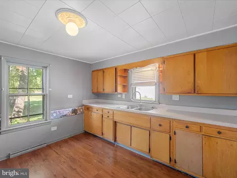 306 W 6th Ave, Ranson, WV 25438 photo 16