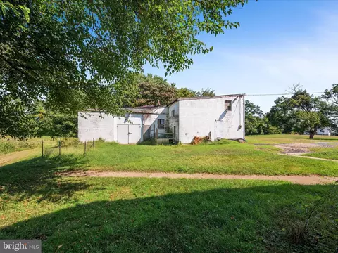 306 W 6th Ave, Ranson, WV 25438 photo 36