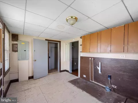 306 W 6th Ave, Ranson, WV 25438 photo 17