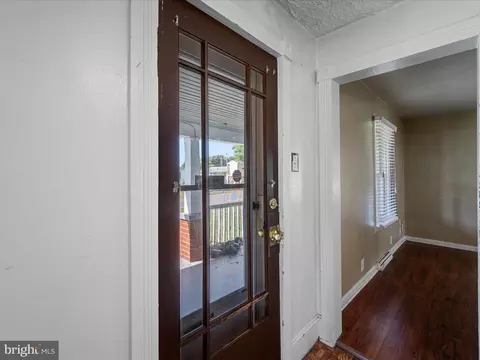 306 W 6th Ave, Ranson, WV 25438 photo 9