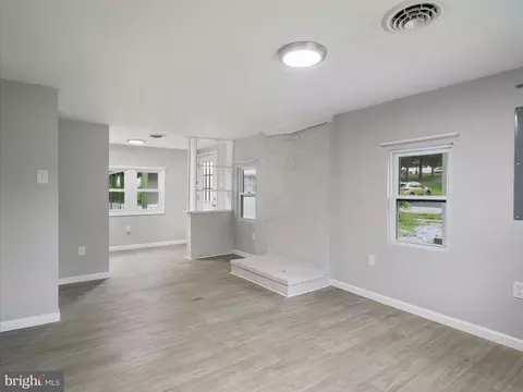 Living - 108 E 12th Ave, Ranson, WV 25438 photo 6 of 8