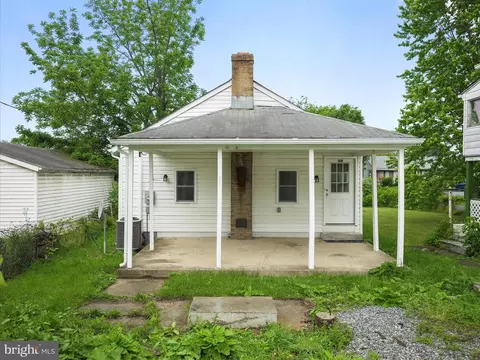 Exterior - 108 E 12th Ave, Ranson, WV 25438 photo 7 of 8