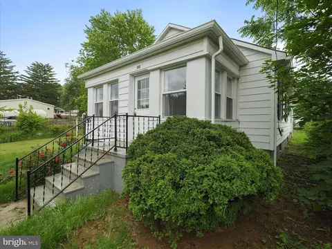 108 E 12th Ave, Ranson, WV 25438