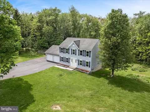325 Chandler Dr, Shepherdstown, WV 25443