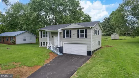133 Meadowlark Ln, Shepherdstown, WV 25443