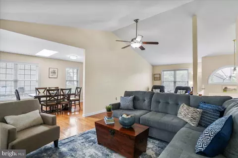 Other - 462 Oak Lee Dr, Ranson, WV 25438 photo 2 of 11