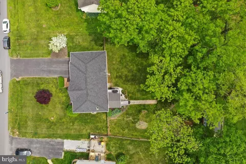 View/Area - 462 Oak Lee Dr, Ranson, WV 25438 photo 4 of 7