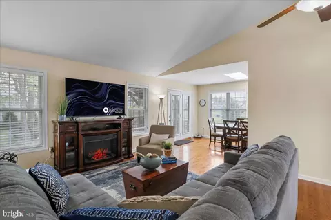 Other - 462 Oak Lee Dr, Ranson, WV 25438 photo 4 of 11