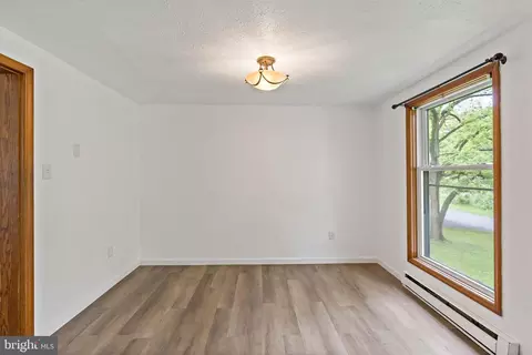 515 E 10th Ave, Ranson, WV 25438 photo 6