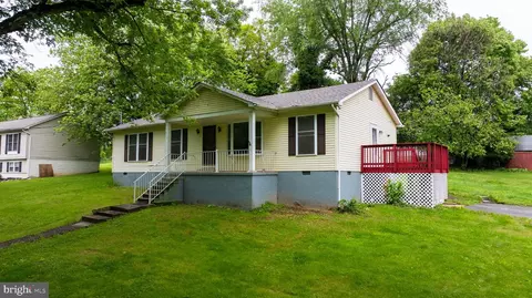 515 E 10th Ave, Ranson, WV 25438 photo 22