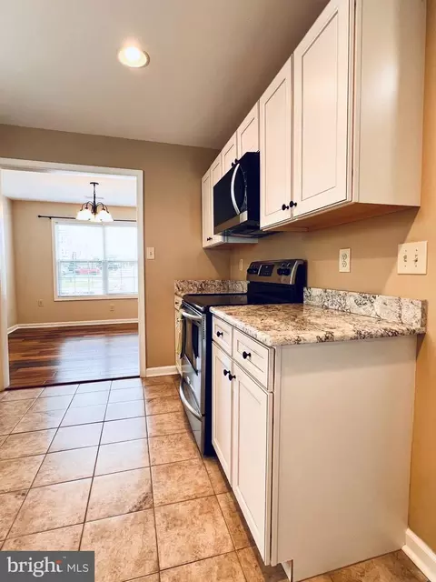 492 Thumper Dr, Ranson, WV 25438 photo 11