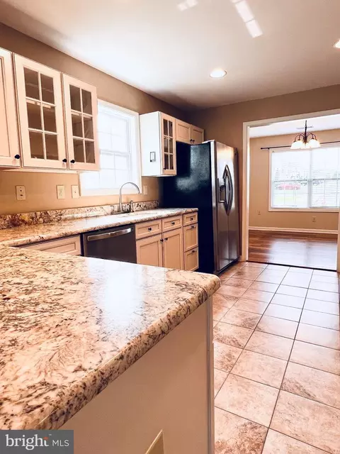 492 Thumper Dr, Ranson, WV 25438 photo 10