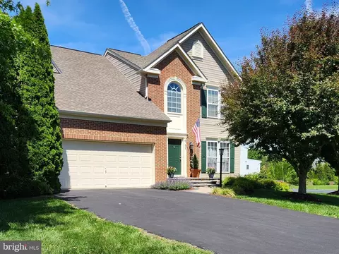 82 Kimberwicke Dr N, Charles Town, WV 25414