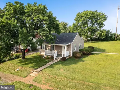 111 S Buchannan St, Ranson, WV 25438 photo 2