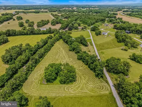 118 Fox Lair Ln #LOT 1, Summit Point, WV 25446