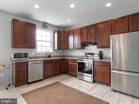 136 Mountain Laurel Blvd, Ranson, WV 25438 photo 12