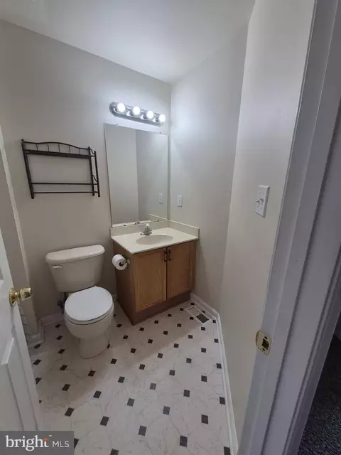 173 Ranson Estates Cir, Ranson, WV 25438 photo 16